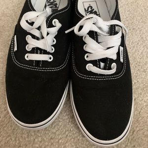 Vans low pro womens 7.5 mens 6 black and white